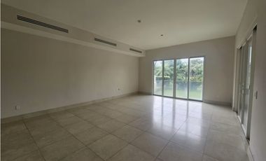 Venta de apartamento reposeido en Buenaventura, Rio Hato