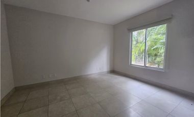 Venta de apartamento reposeido en Buenaventura, Rio Hato