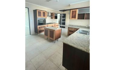 Se Vende apartamento en PH Ocean Drive, Punta Pacífica (MZ)