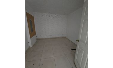 ALQUILO LOCAL COMERCIAL EN PH ILO, PARQUE LEFEVRE
