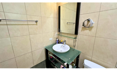 Apartamento amoblado con cuarto de empleada en Pacific Village