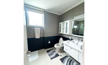 SE VENDE CASA EN COSTA ESMERALDA-COSTA SUR