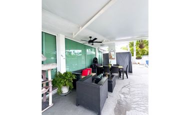 SE VENDE CASA EN COSTA ESMERALDA-COSTA SUR