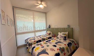 Apartamento en venta en Brisas del Golf | PH Zen. 26-440.