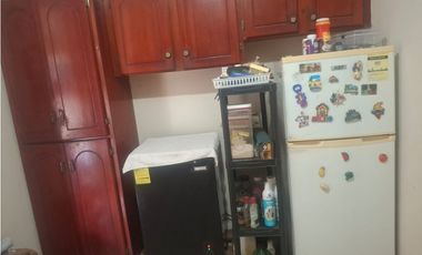 VENTA CASA SEMI-AMOBLADA  AGUADULCE