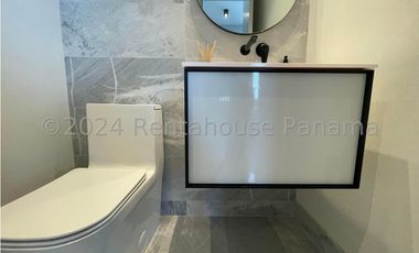 Apartamento en Venta en Santa Maria. 25-4540.
