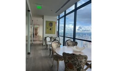 Oficina Amoblada en Venta | Tower Bank