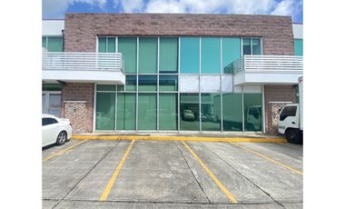 VENDO GALERAS 406.10 m2 TOCUMEN - CARRETERA PANAMAERICANA - OFIBODEGAS