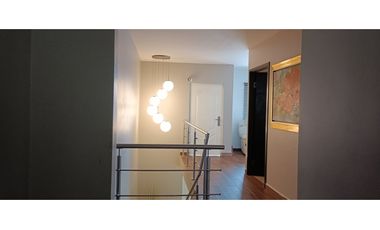 Venta casa de 5 habitaciones en Villalucre