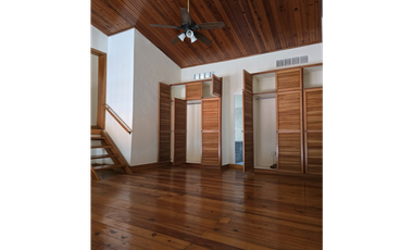 Se Vende apartamento ubicado en el Casco Antiguo, Panamá (MZ)