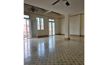 Se Vende apartamento ubicado en el Casco Antiguo, Panamá (MZ)