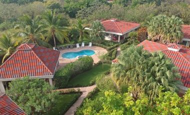 Se vende proyecto Golden Reef ubicado en Playa Santa Clara (MZ)