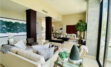 Se Vende apartamento ubicado en Santa María Golf & Country Club (MZ)