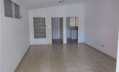 VENTA DE CASA EN BRISAS DEL GOLF, ARRAIJN (OF)