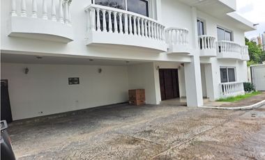 Se Vende casa en venta ubicada en Residencia Blue Royal (AP)