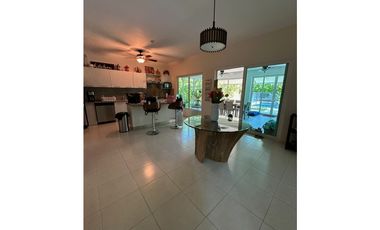 SE VENDE CASA DE PLAYA PH BIJAO BEACH & CLUB RESIDENCES (MZ)