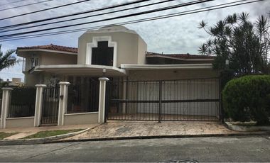 Venta de casa en Dos Mares