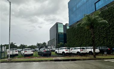 Se Vende Lote Único en Santa María Business District