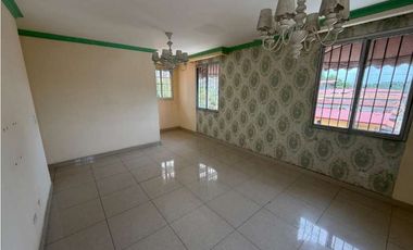 VENTA CASA FAMILIAR EN RESIDENCIAL LAS MERECEDES BETANIA (OF)