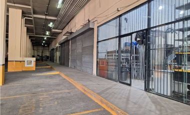 VENTA LOCAL COMERCIAL PH LA GRAN ESTACION EN PUEBLO NUEVO (OF)