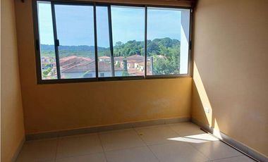 VENTA APARTAMENTO PH MIDRISE EN PANAMA PACIFICO (OF)