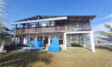 VENTA CASA EN COLON SANTA ISABEL BARRIO VIENTO FRIO (GS)