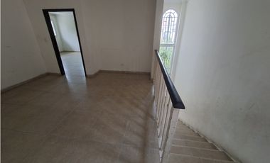 VENTA DE AMPLIA CASA EN ALTOS DE PANAMA - ALTOS DEL COUNTRY 2000