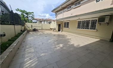 VENTA DE AMPLIA CASA EN ALTOS DE PANAMA - ALTOS DEL COUNTRY 2000