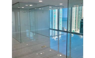 Se Vende oficina en Torre Oceanía, Punta Pacifica (MZ)