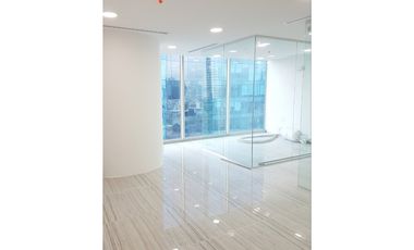 Se Vende oficina en Torre Oceanía, Punta Pacifica (MZ)