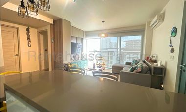 Apartamento en Alquiler en Playa Caracol, Frente al Mar. 26-3987.