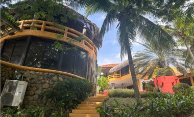 VENTA CASA DE PLAYA EN SAN CARLOS PUNTA ROCA (OF)