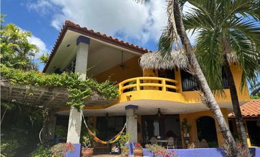 VENTA CASA DE PLAYA EN SAN CARLOS PUNTA ROCA (OF)