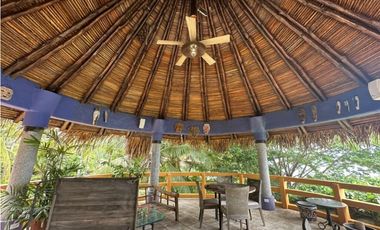 VENTA CASA DE PLAYA EN SAN CARLOS PUNTA ROCA (OF)