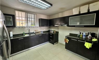 Se vende casa en Altos de Panamá, Bosque de La Cibeles