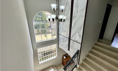 Se vende casa en Altos de Panamá, Bosque de La Cibeles