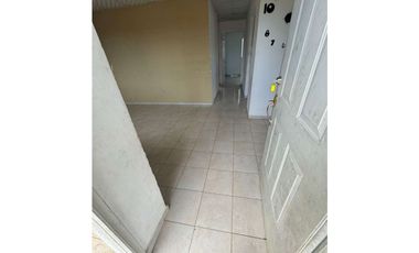 VENTA CASA EN RES. QUINTAS DE LAGO EMPERADOR – ARRAIJN (OF)