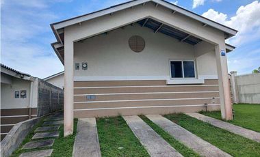 VENTA CASA EN ARRAIJN PH VILLA MARINA II – PLAYA DORADA (OF)