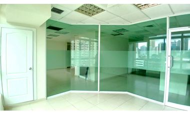 Venta de oficina en Vista Marina en Marbella