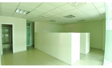 Venta de oficina en Vista Marina en Marbella
