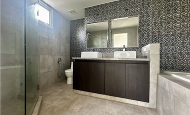 Se Vende Apartamento con Terraza en Tucán Country Club & Resort