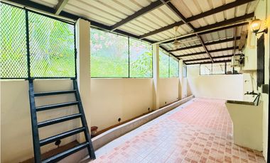 SE VENDE CASA EN DON BOSCO CON ABONO INICIAL GRATIS (T4) XPC5 - 0825