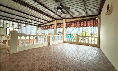 SE VENDE CASA EN DON BOSCO CON ABONO INICIAL GRATIS (T4) XPC5 - 0825