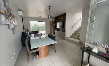 Venta de casa en Brisas del Golf Paseo del Norte, PH Aventura
