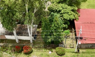 Se Vende Casa con Amplio Terreno y Espacio Alquilado