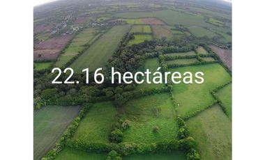 Finca de 22.16 Hectareas con 100 metros frente Via Queravalo