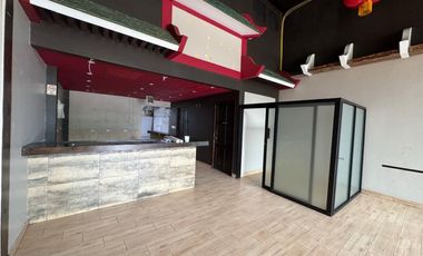 Se alquila local comercial