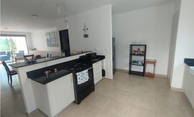 Se alquila apartamento en Playa Blanca, Farallón, Coclé