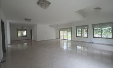 Venta de Casa en Clayton - Ph Senderos