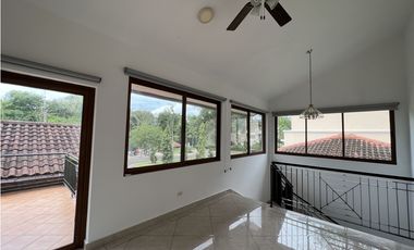 Venta de Casa en Clayton - Ph Senderos